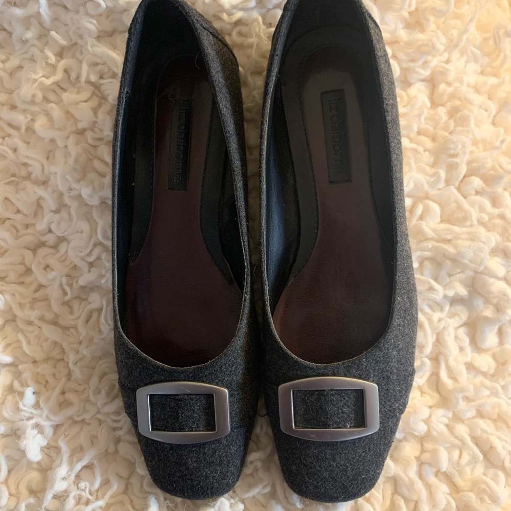 Liz Claiborne Grey Wool Flat